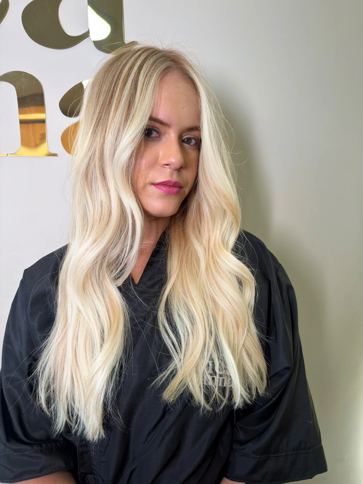 Mega hair feito no Studio Érica Vianna, foto 5 de 9
